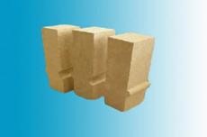 High alumina refractory brick