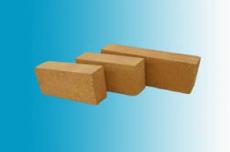 Clay bricks for blast furnace