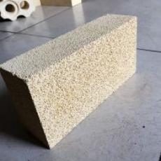 High alumina refractory poly insulation brick